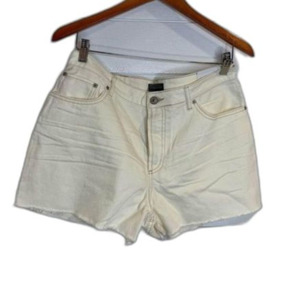 House of Harlow High Rise Mom Short 30